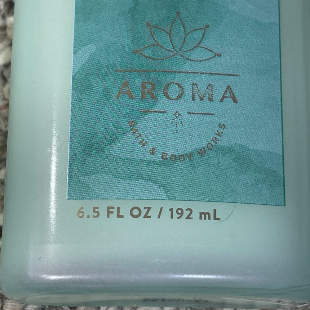 Aroma Eucalyptus Lavender Moisturizing Body Lotion 6.5 oz Bath & Body Works - Picture 5 of 5